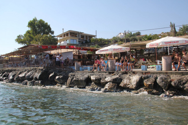 KARABETÇA PLAJ RESTORANT (YEDİDALGA)