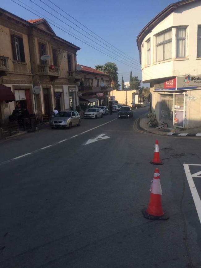 Lefke çarşısı içiresindeki yol çizgilendirme çalışmalarımız devam ediyor...