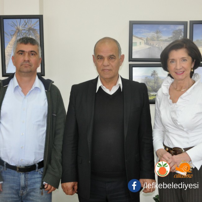 Slovakya Cumhuriyeti Kıbrıs Büyükelçi&#039;si Oksana Tomova Belediye Başkanımız Aziz Kaya’yı ziyaret etti.